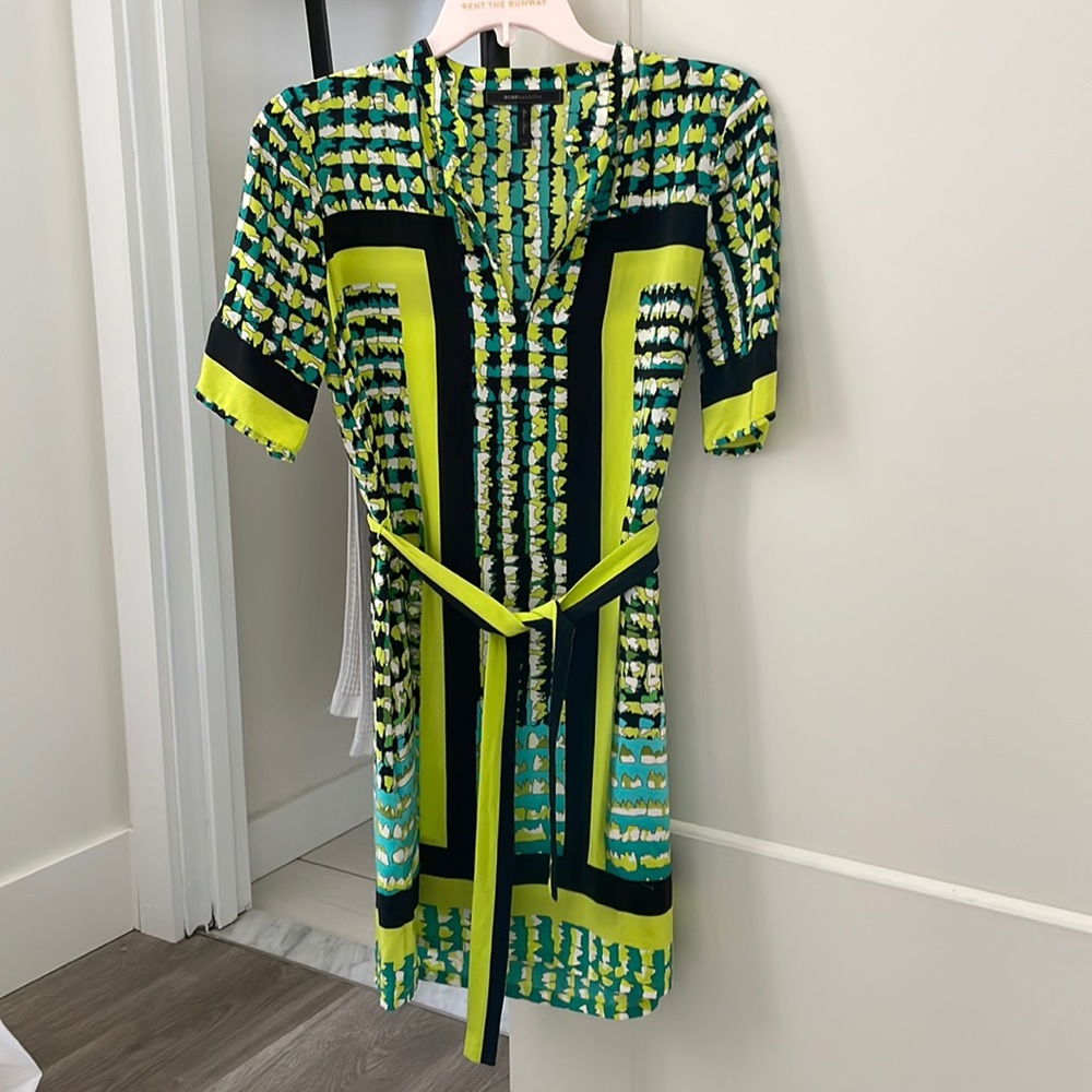 Bcbg maxazria silk shift dress
